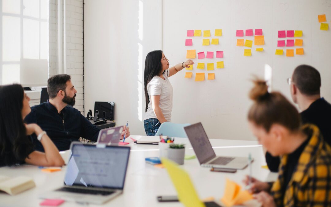 UX Team Structure: How to Organize Roles for Better Collaboration and Digital Product Success